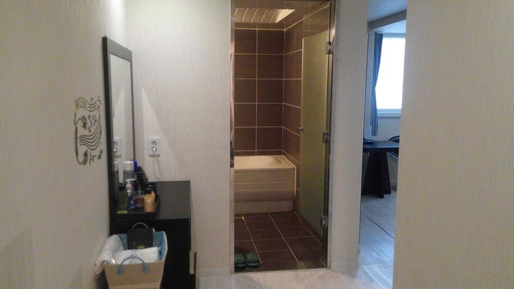 Geoje Win Hotel Rom bilde